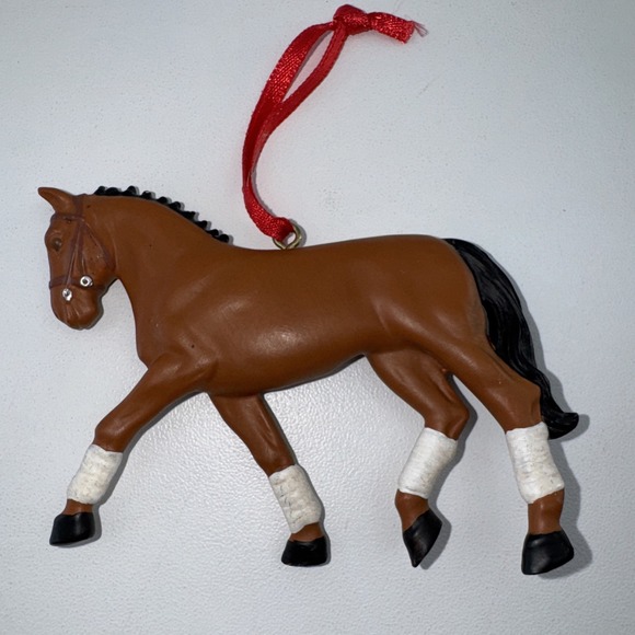 2 x Vintage MIDWEST OF CANNON FALLS Black Brown Resin DRESSAGE HORSE ORNAMENTS - Picture 2 of 8